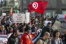 تونس درگیر منازعات سیاسی؛ رئیس پارلمان برکنار شد