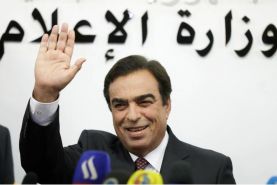 وزیر اطلاع رسانی لبنان برای کاهش اختلافات با عربستان استعفا می دهد
