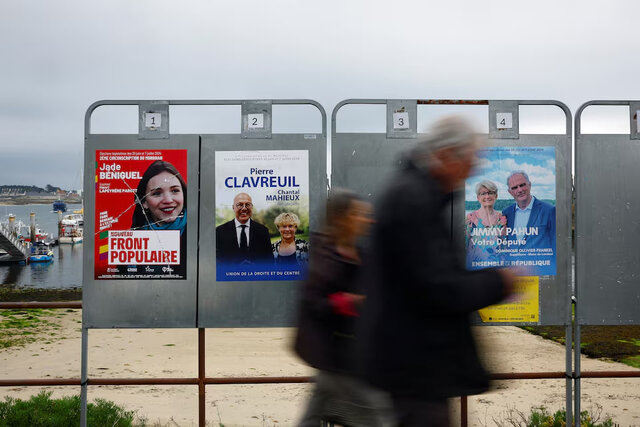 200 نامزد انتخابات فرانسه کناره‌گیری کردند